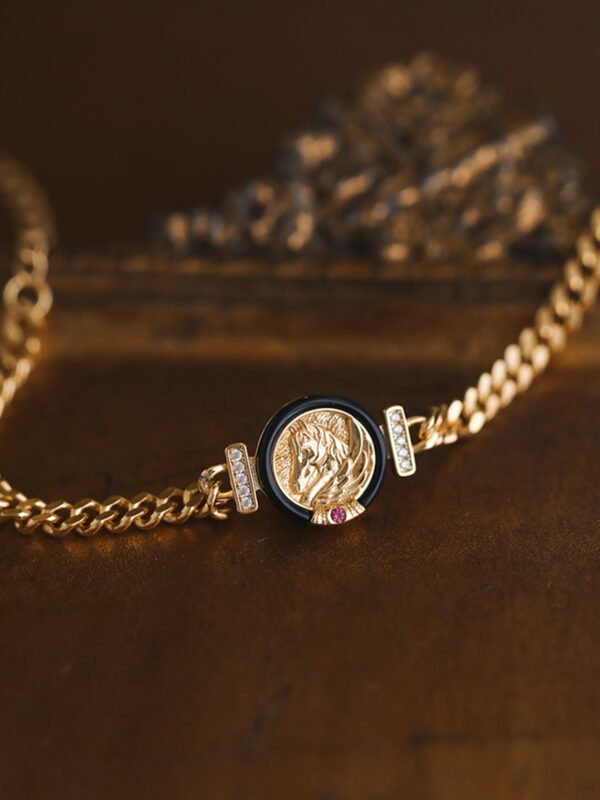 Elegant Bracelet for Good Fortune – Handmade Lucky Charm Jewelry with Timeless Meaning